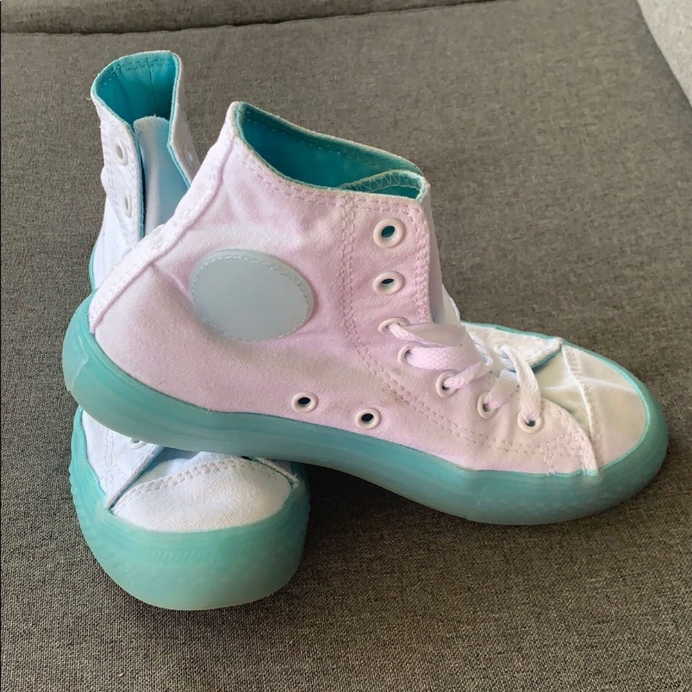 Converse